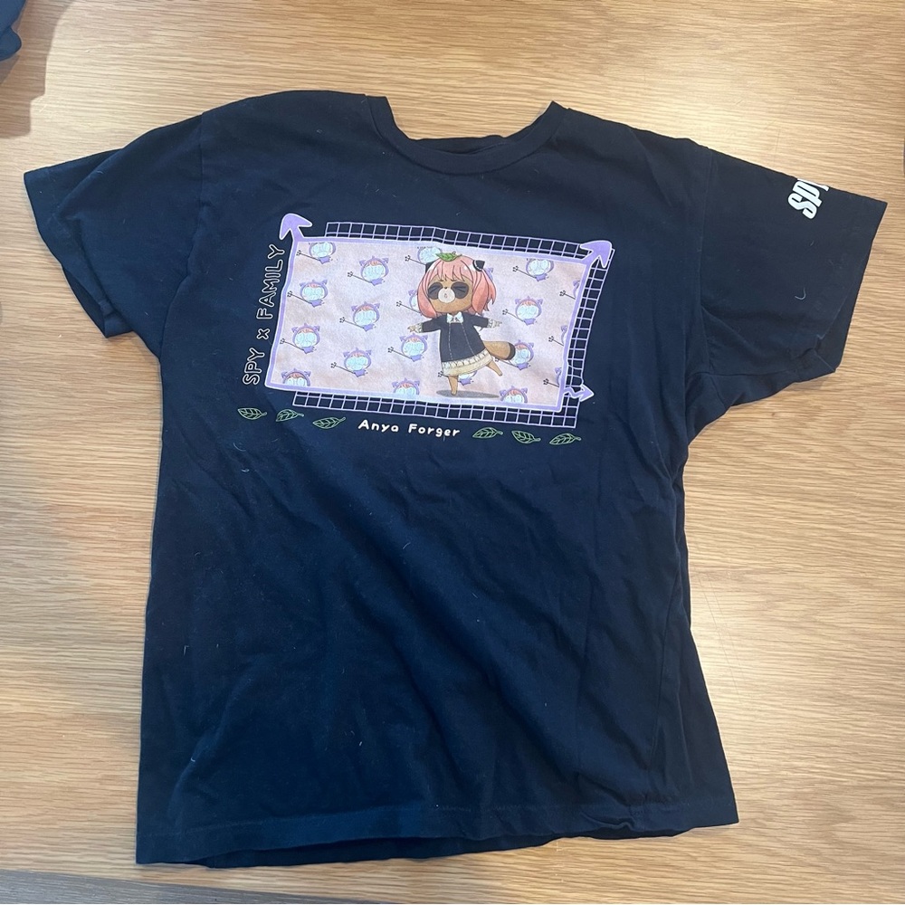 spy x family anya hot topic graphic tee